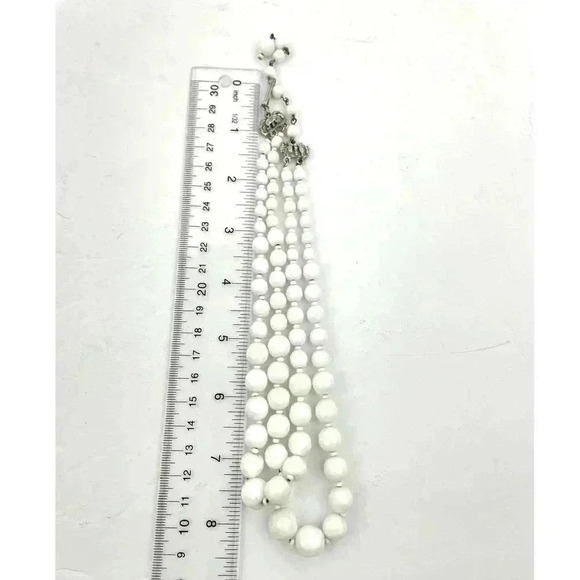 VTG Hobe White Glass Bead Necklace Layered Signed 16" 1960's Rare - Picture 5 of 15